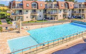 1 Bedroom Lovely Apartment In Bredene